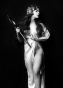 Alfred Cheney Johnston_1926_Ziegfeld Follies Girls_Caryl Bergman.jpg